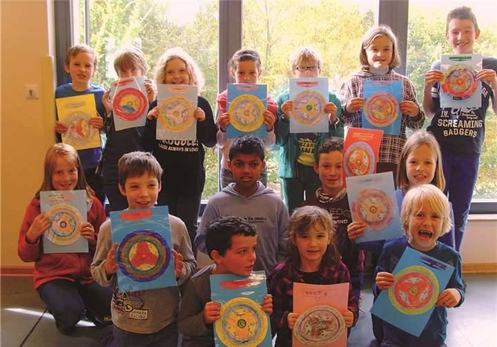 In der zweiten Herbstferienwoche waren in Erpel die alten Ägypter los. Ein ägyptischer Kalender wurde gebastelt.Privat