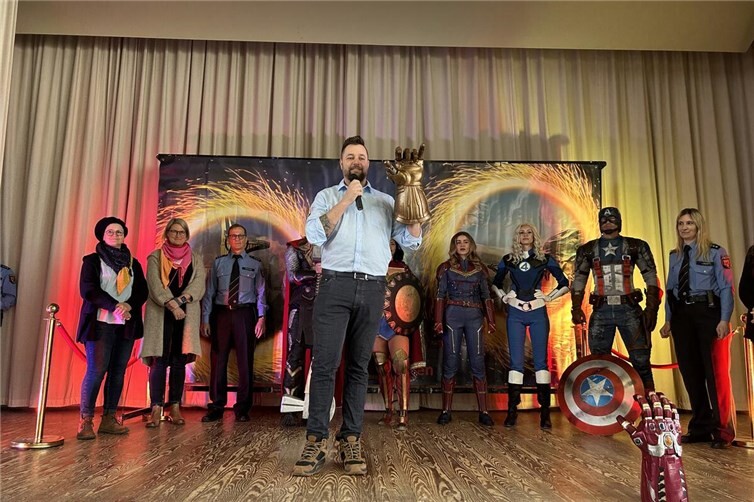 In diesem Jahr führte es die Superhelden zur Präventionsarbeit nach Lahnstein. 