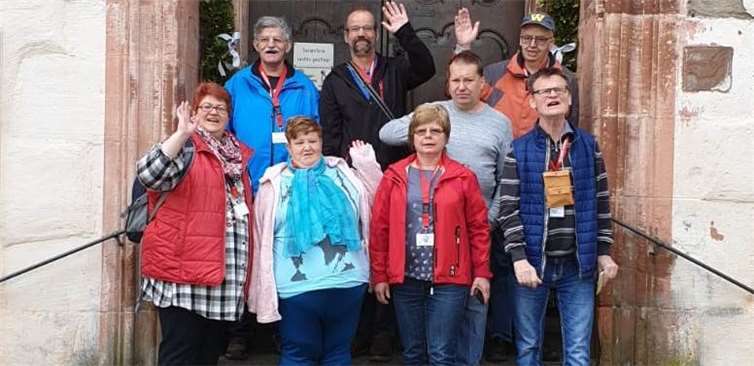 In diesem Jahr hatten sich 14 Menschen, neun aus dem Kloster Ebernach und fünf aus dem Heinrich-Haus Neuwied, unter dem Motto „Gegen den Strom – zu Land und zu Wasser auf dem Weg zu dir“ auf einen ganz besonderen Pilgerweg gemacht.Fotos: privat