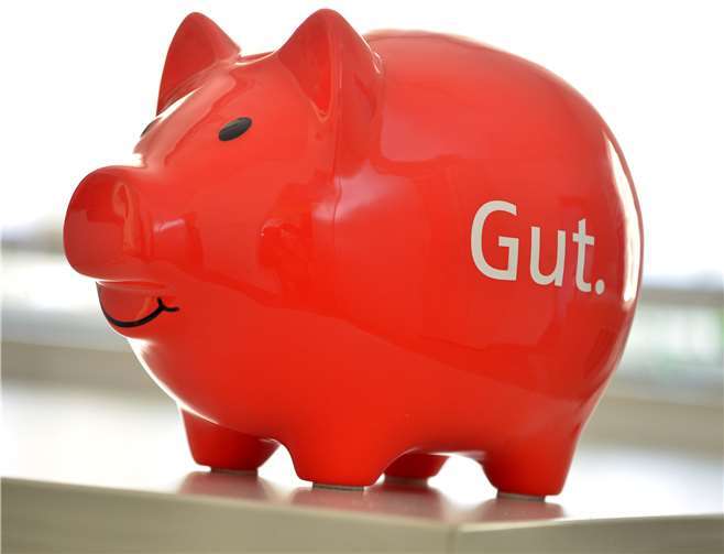 In diesem Jahr können die Sparschweine ein paar Tage länger zur Sparkasse gebracht werden. Foto: Sparkasse