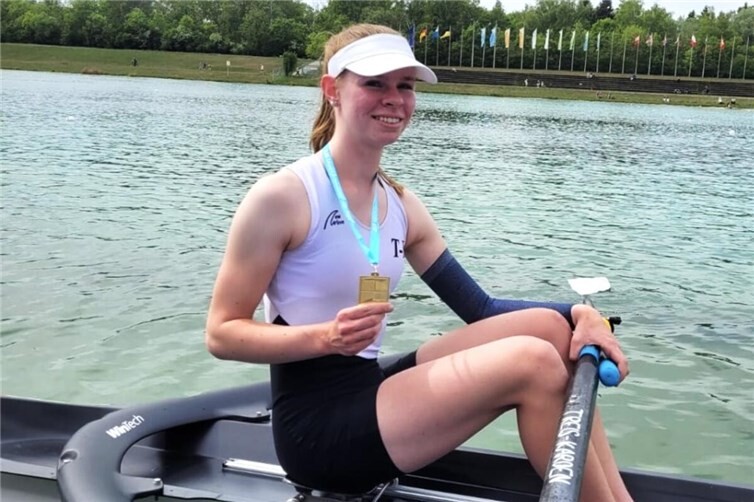 In diesem Jahr, mit gleich sieben Siegen noch ungeschlagen, durfte Hannah Schenk bei der Internationale Juniorenregatta in München wieder am Siegersteg anlegen.