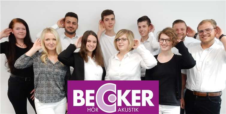 In diesem Jahr starteten bei BECKER Hörakustik die Ausbildung zum Hörakustiker/in sowie Kaufmann/-frau für Büromanagement: v.li. Juliane Bodenbach, Marie Carl, Schiar Abdo, Rebecca Schwaninger, Leon Rubinic, Askaya Adolf, Willi Hecht, Carlotta Kuhlmann, Michael König und David Klassen.privat