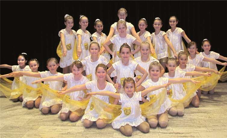 In diesem Jahr tanzen die Magic Stars unter dem Motto „Sternenengel“. privat