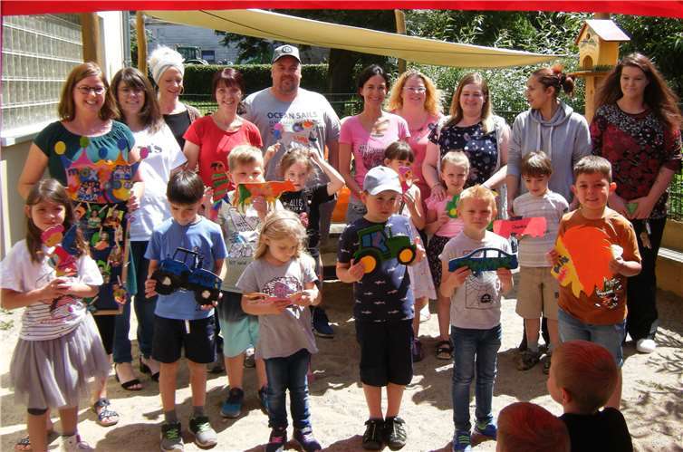 In diesem Jahr verlässt eine große MAXI Gruppe den Kindergarten, um gemeinsam in ein neues „Abenteuer“ zu starten - die Schule.Fotos: privat