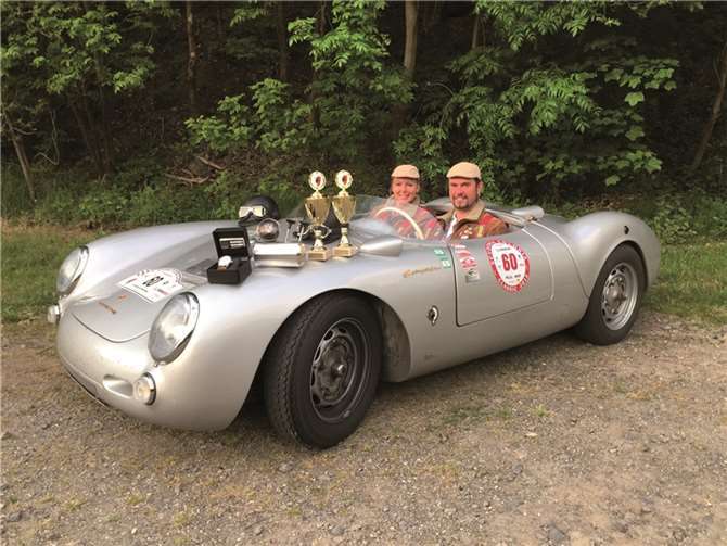 In diesem Jahr war das Team aus Kretz und Rieden mit einem Porsche 550 Spyder (Baujahr 1962) am Start.privat