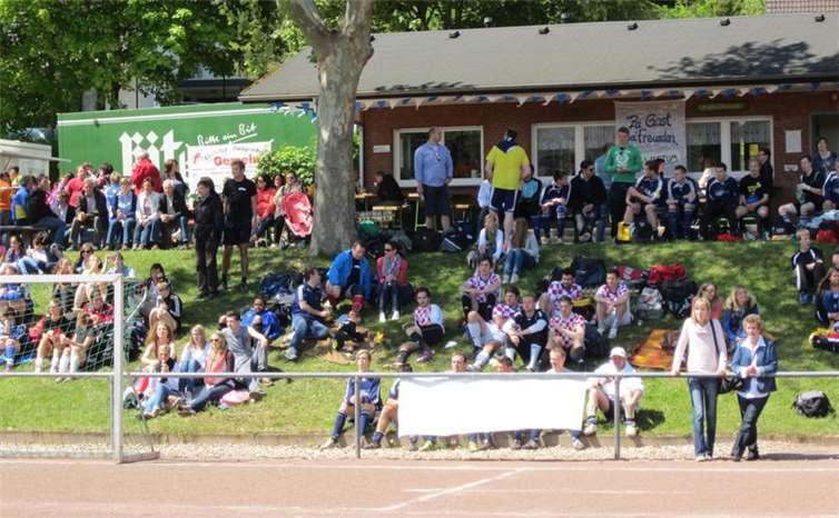 In diesem Jahr wird der Murre-Cup auf dem neuen Kunstrasenplatz ausgetragen.privat
