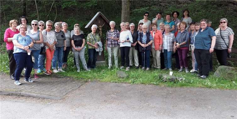 In diesem Jahr wurden besonders die vielen Wegkreuze betrachtet.Foto: privat