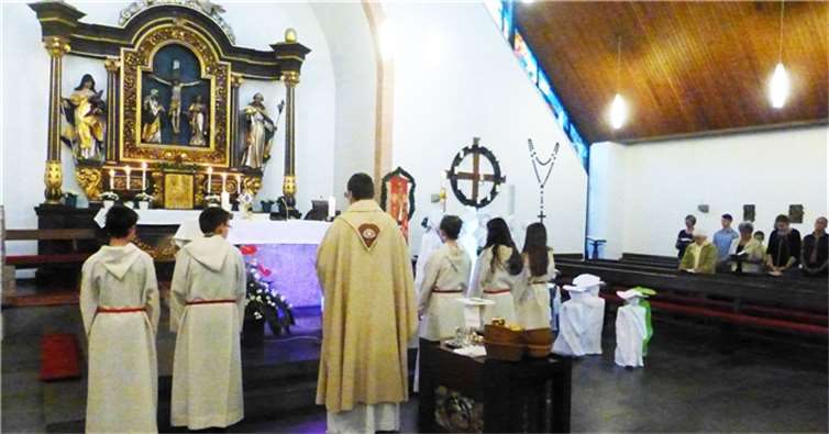 In einem feierlichen Gottesdienst wurde die Ausstellung eröffnet. privat