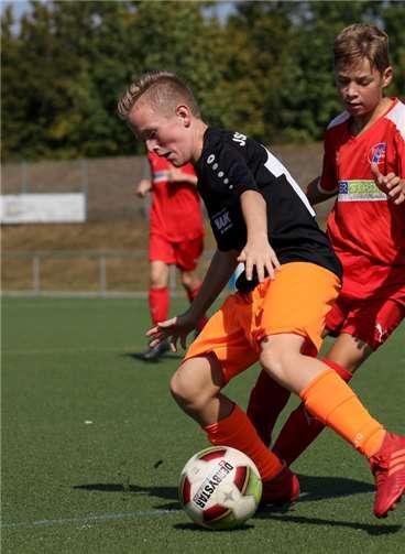 In einem kampfbetonten Spiel, gingen die Remagener als Sieger vom Platz.