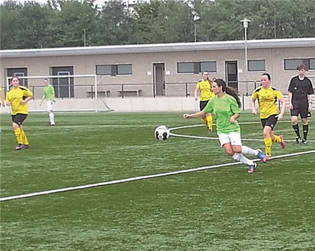 In einem unterhaltsamen Fußballspiel siegte der Gastgeber.Privat