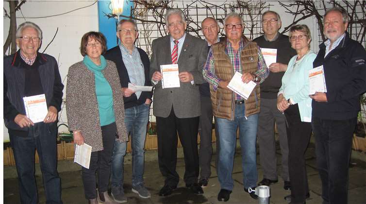 In einer Feierstunde bekamen die Senioren des TVs ihre Sportabzeichen überreicht.privat