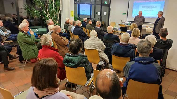 In einer Veranstaltung des Bürgervereins Meckenheim referierte Diplom-Volkswirt Dr. Alfred Richmann - langjährige Führungskraft bei ESSO und der DIHK sowie Geschäftsführer des Verbandes industrieller Gaskunden - über die Funktionsweise der Strom- und Gasmärkte in Deutschland und Europa. Foto: privat