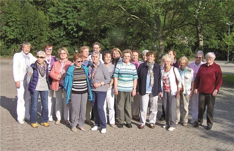 In einer geselligen Gruppe unternahmen die Frauen der Evangelischen Frauenhilfe Andernach einen sonnigen Spätsommerausflug. privat