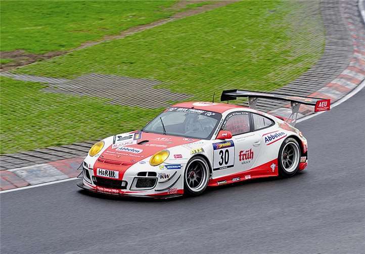In einer spannenden Schlussphase erkämpfte sich die Besatzung des Frikadelli Porsche 911 GT3 R noch den vierten Rang.