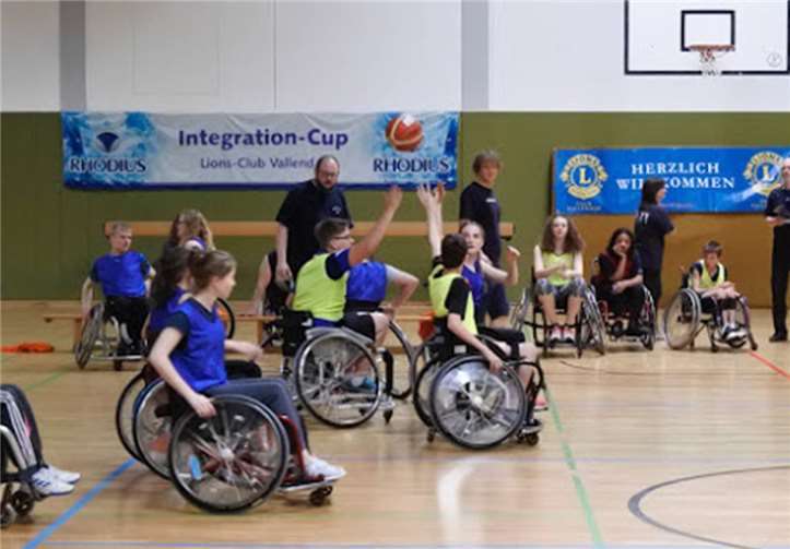 In fairen Wettkämpfen konnten die Schülerinnen und Schüler ihr sportliches Können messen.