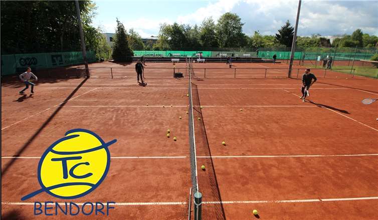 In gemeinsamer Absprache mit der Tennisschule jaja hat der Vorstand des TC Bendorf die Außenplätze ab sofort für den Spielbetrieb geschlossen.Foto: privat