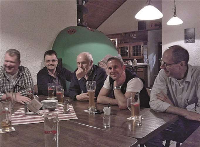 In geselliger Runde.