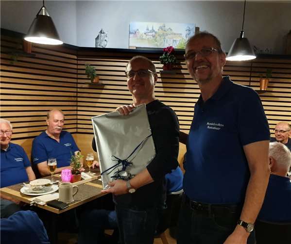 In geselliger Runde feierten die Mendelssöhne den Abschied von Mario Siry.