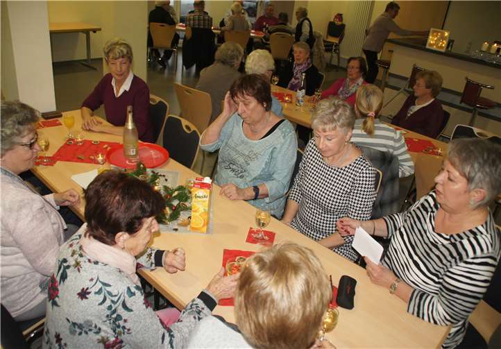 In geselliger Runde verbrachten die Senioren einen gelungenen Nachmittag.