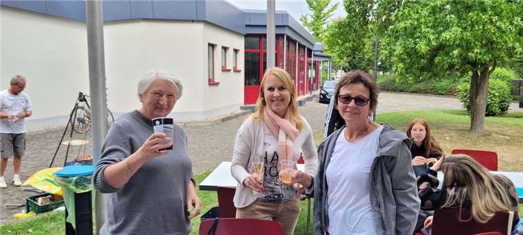 In geselliger Runde wurde sich angeregt ausgetauscht.