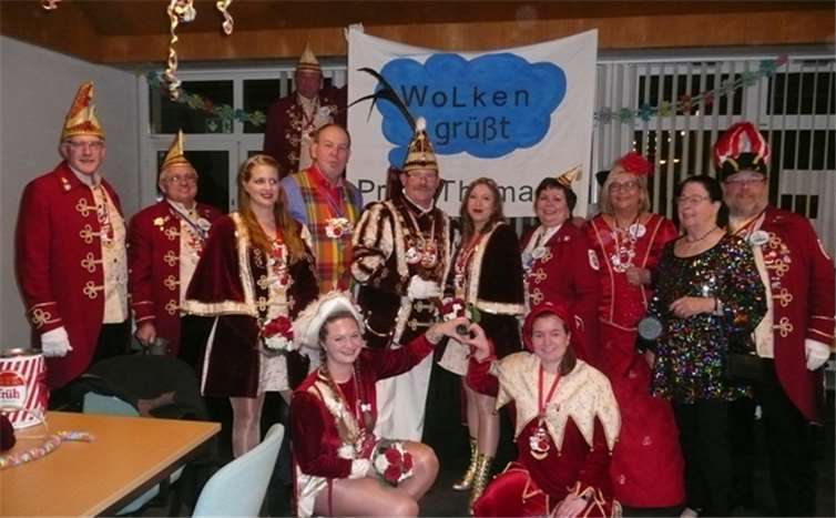 In großer Runde wurde im Bürgerzentrum der Abend zusammen verbracht. Foto: privat