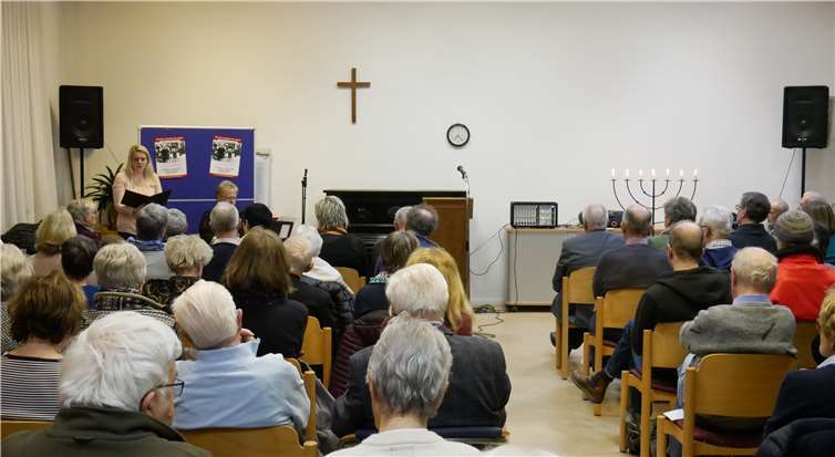 In großer Zahl waren die Besucher zur Gedenkveranstaltung gekommen.Fotos: GBA