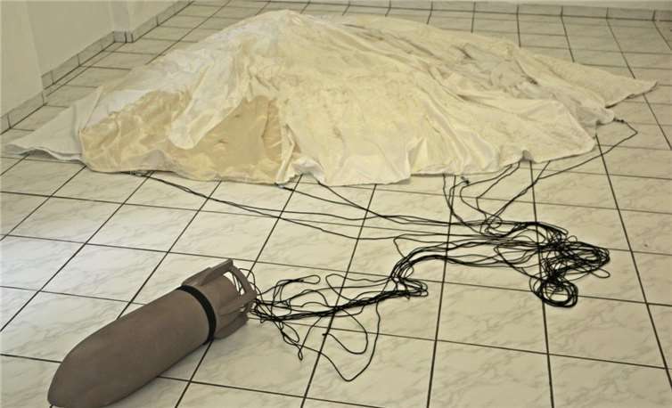 In ihre Werke hat die Künstlerin Monika Lioba Lang auch die aktuellen weltpolitischen Geschehenisse einfließen lassen. Florian Wittemann