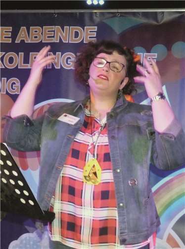 In ihrer Rolle als „Karla Kolumna“ war Viktoria Diensberg wieder unschlagbar.