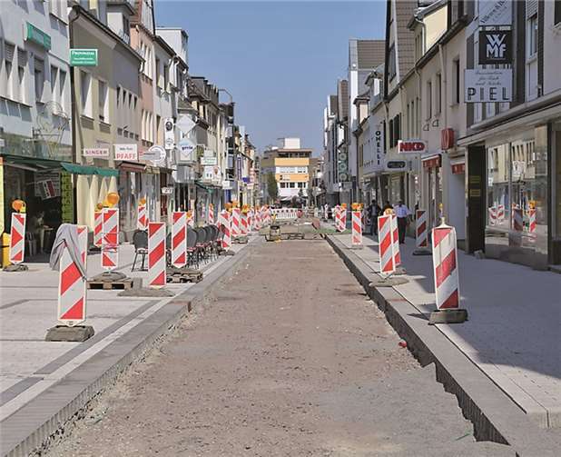 In nur zwei Wochen, am Freitag 4. September soll dieser Teil der Baustelle komplett fertig sein.STF