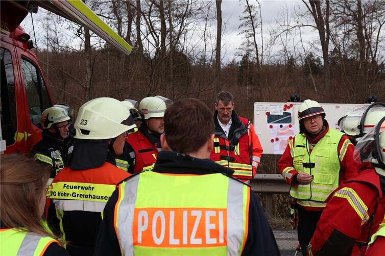 In regelmäßigen Abständen trafen sich die Einheiten zur Lagebesprechung