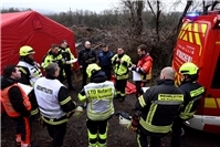 In regelmäßigen Lagebesprechungen werden die wichtigsten Informationen  ausgetau...