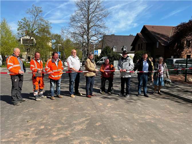 In rund vier Monaten wurde seit Anfang Januar 2022 ein Neubau errichtet, der am Donnerstag, 21. April offiziell für den Verkehr freigegeben wurde. Foto: Stadt Rheinbach