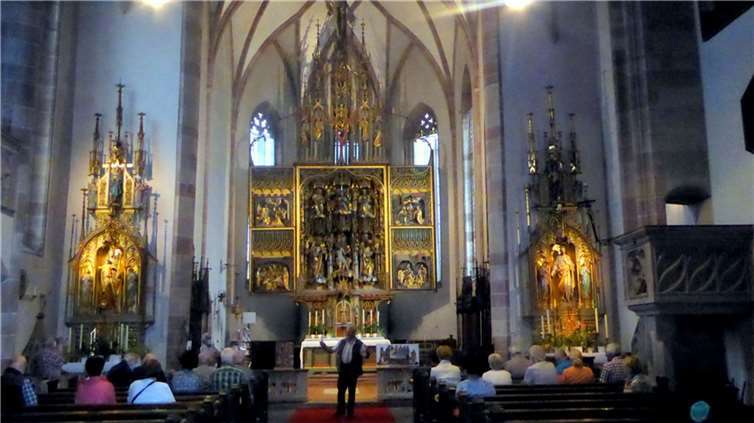 In seiner Audienz für die Pilgergemeinschaft plädiert Bischof Ivo Muser für Nähe und Gemeinsamkeit, gerade in Krisenzeiten. Foto: PRESS