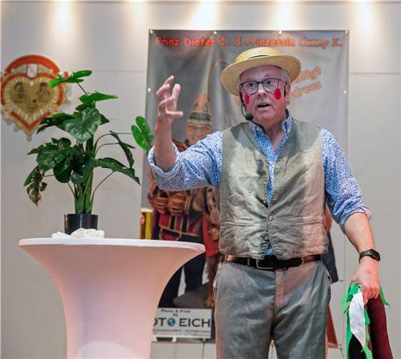 In seiner Paraderolle als „de Speimanes“ glänzte Peter Eich einmal mehr bei der Prunksitzung der KG Oberdrees.  Fotos: JOST