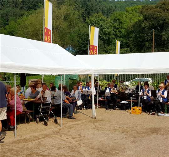 In und an der Abteikirche wird beim Pfarrfest einiges geboten. privat