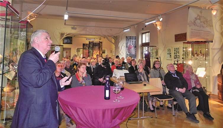 In unterschiedlichen Vorträgen wurde die Wirkungsweise des Weins erläutert. privat