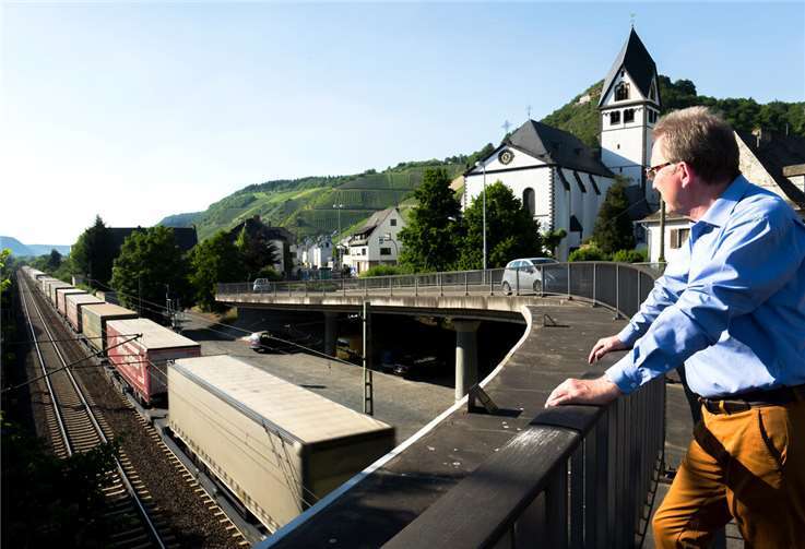 In zehn Ortschaften nördlich von Koblenz sollen an der rechten Rheinstrecke zusätzliche Schallschutzwände verbaut werden.Foto: Erwin Rüddel