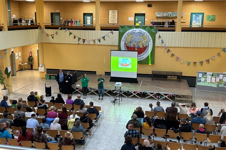 Informationsveranstaltung in der Aula am Tag der offenen Tür