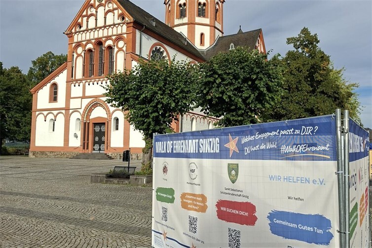 Informiere dich über uns