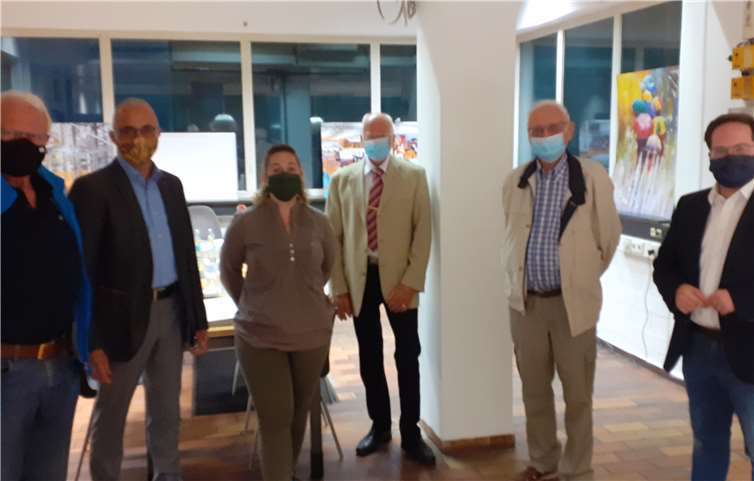 Informierten sich bei der ASAS Gruppe Gerhard Neumann, Wolfgang Hardt, Silvana Cremer, Romed Heinrich Kaufhold, Gerhard Kinne und Pascal Badziong.Foto: CDU Niederbieber/Segendorf