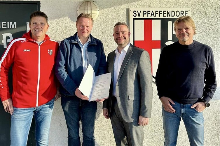 Ingo Böhmer, Herbert Boppard, Staatssekretär Thorsten Welling und Stadtrat Christoph Kretschmer.