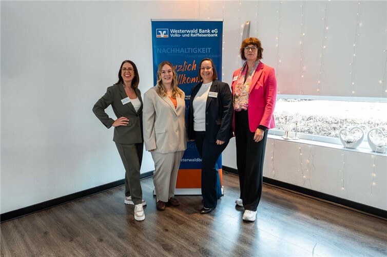 Inken Häfele (Keynotespeakerin), Michelle Malkmus (Marktbereichsleiterin, Westerwald Bank eG), Daniela Steinle (Rentenexpertin, R+V Lebensversicherung), Vera Diehl (Portfoliomanagerin, Union Investment).