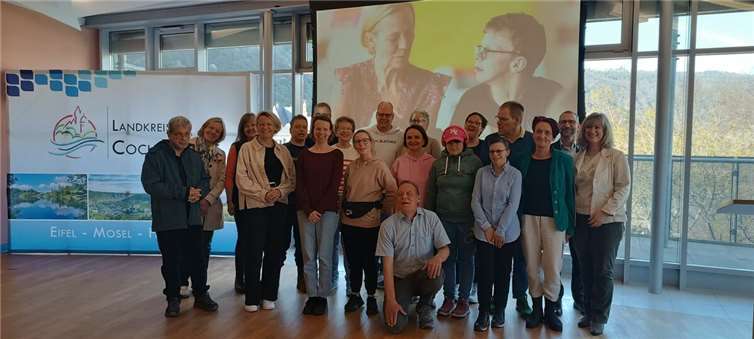 Inklusionsprojekt zeigt starke Bilder im Kreishaus. Foto: Franziska Bartels/Kreisverwaltung Cochem-Zell