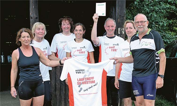 Innerhalb von zwölf Wochen erliefen sich die Laufeinsteiger das DLV-Abzeichen über 30 Minuten Laufen ohne Pause. privat