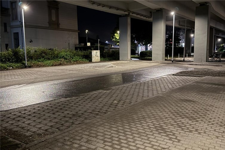 Insbesondere Berufstätige, die Abend mit dem Zug in Sinzig ankommen, freuen sich über die neue Beleuchtung auf dem Weg zu ihrem dort abgestellten Fahrzeug.