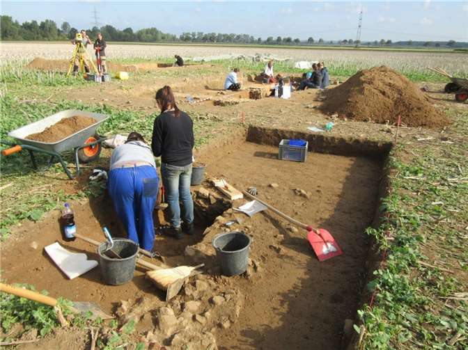Insgesamt 10 Studenten waren bei den Ausgrabungen beteiligt.