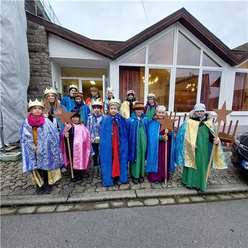 Insgesamt 14 Kinder waren als Sternsinger in Hartenfels, Steinen und Steinebach unterwegs.  Foto: privat