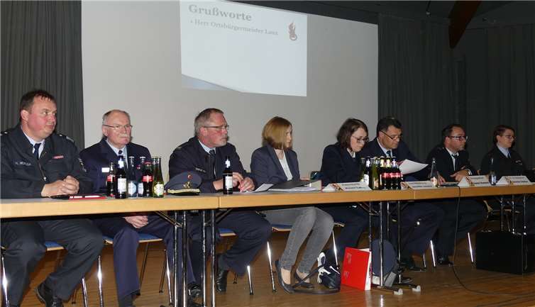 Insgesamt 15 Tagesordnungspunkte galt es anlässlich derJHV des Kreisjugendfeuerwehrverbandes in Auderath abzuarbeiten. Fotos: TE