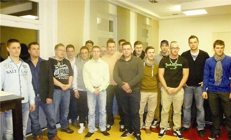 Insgesamt 19 Metallbauer legten nach dreieinhalbjähriger Lehre erfolgreich die Prüfung ab. privat