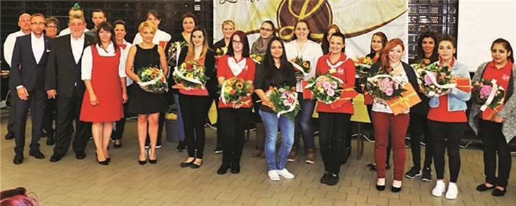 Insgesamt 22 ehemalige Azubis haben ihre Prüfung bestanden und dürfen sich nun Gesellen bzw. Gesellinnen nennen.